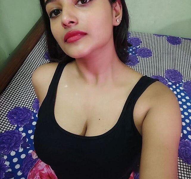 Call Girls In Chawri Bazar 9953329932 Escort Service