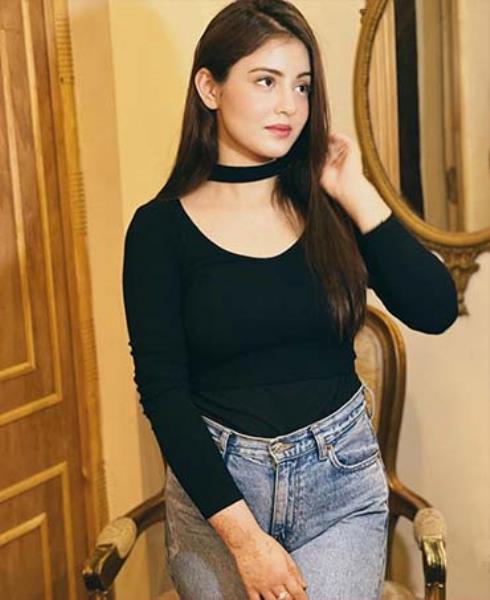 Sonam -{9643077921} | Call Girls in Civil Lines, Delhi | Always Ready to Provide Service, Day or Night