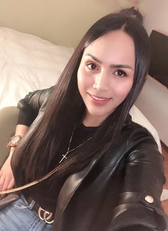 Call Us.9667938432 Call Girls In Majnu Ka Tilla Delhi Home & Hotel Escort Free Doorsteap Delivery