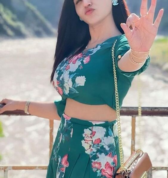 +91-9953330565 Call Girls In Noida Sector 52 Escort Service